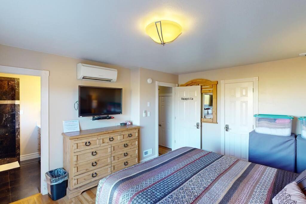 Tacit Shadow Resort Shangri-La King Suite, Gym, Coffee Bar, Hot-Tub, Free Laundry, Food Available Parowan Exterior foto