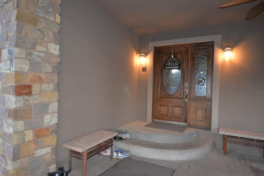 Tacit Shadow Resort Shangri-La King Suite, Gym, Coffee Bar, Hot-Tub, Free Laundry, Food Available Parowan Exterior foto